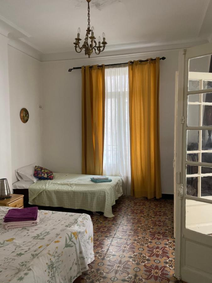 Appartement Dans Immeuble Haussmanien Algiers Bagian luar foto