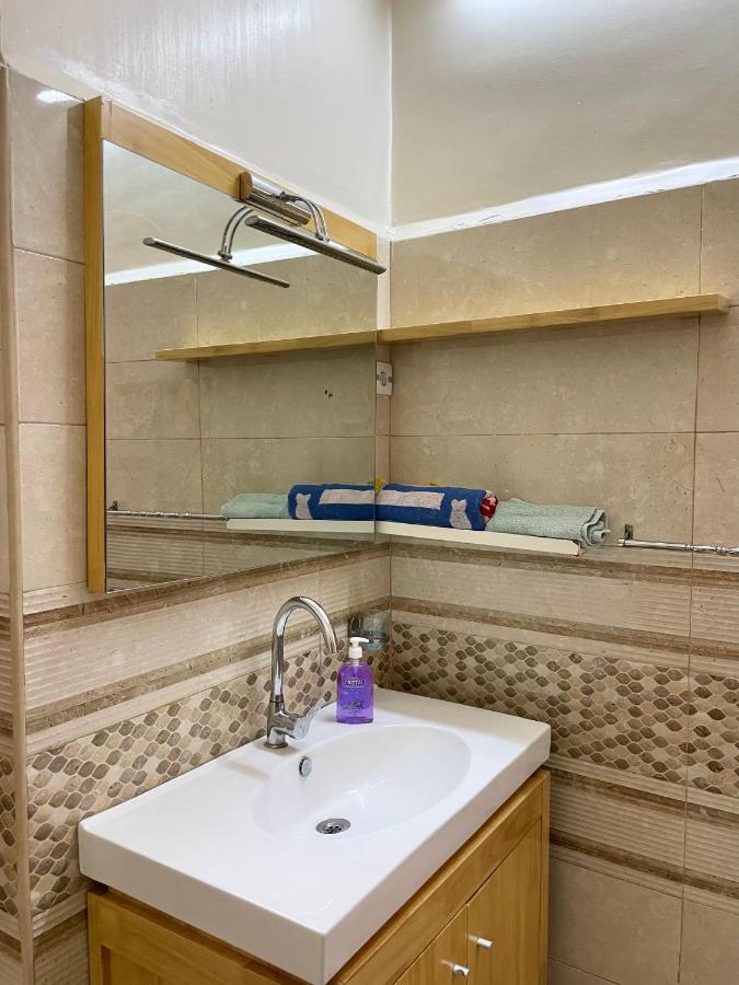 Appartement Dans Immeuble Haussmanien Algiers Bagian luar foto