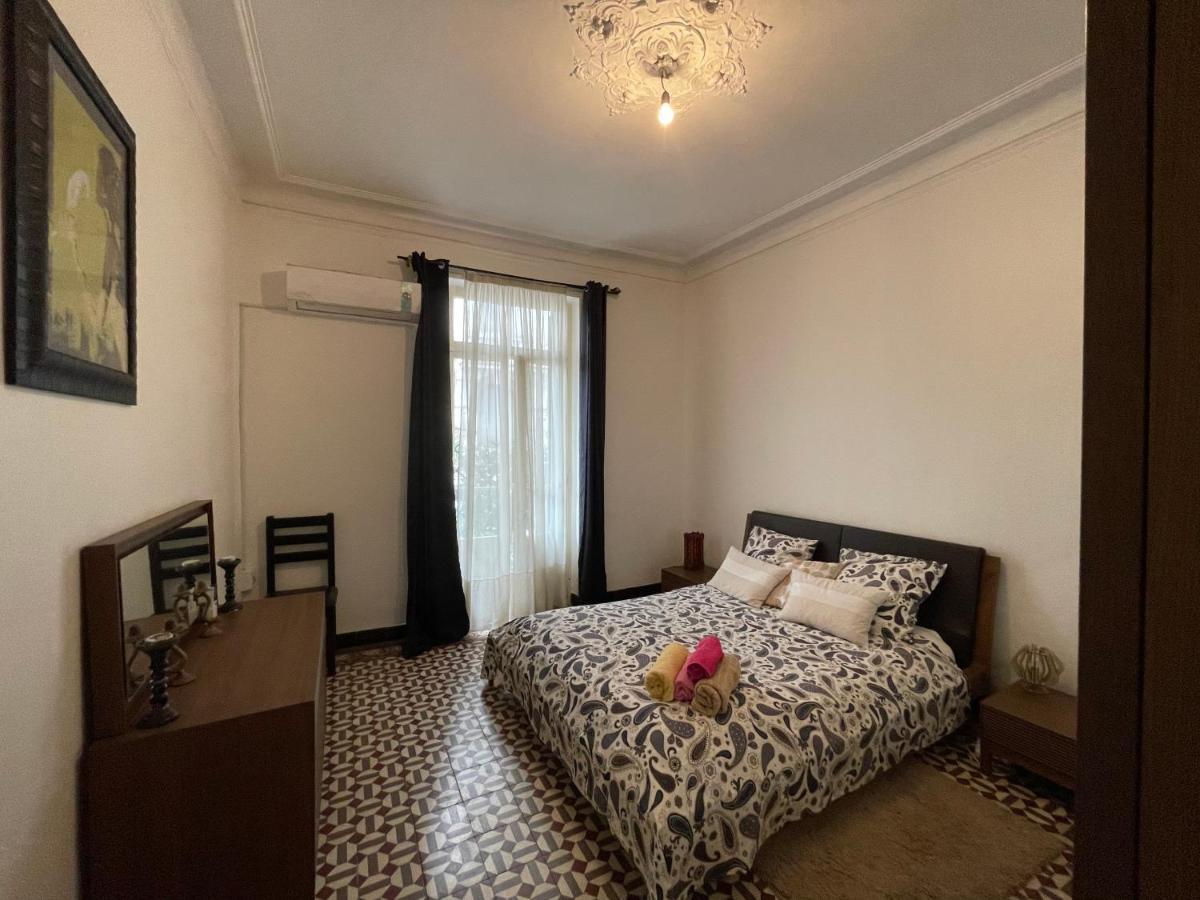 Appartement Dans Immeuble Haussmanien Algiers Bagian luar foto