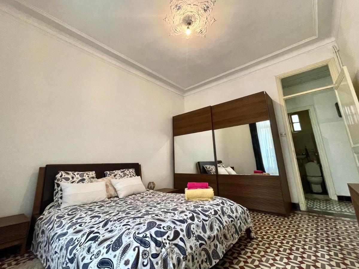 Appartement Dans Immeuble Haussmanien Algiers Bagian luar foto